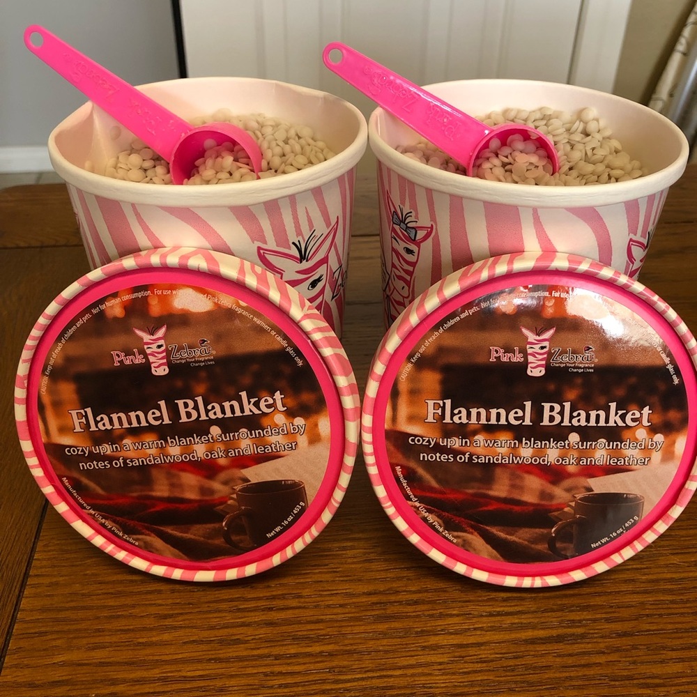 Pink Zebra scented wax in Flannel Blanket